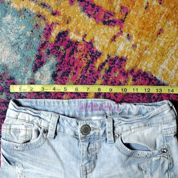 Hydraulic Light Washed Distressed Cuffed Bottom Shorts - Picture 12 of 16